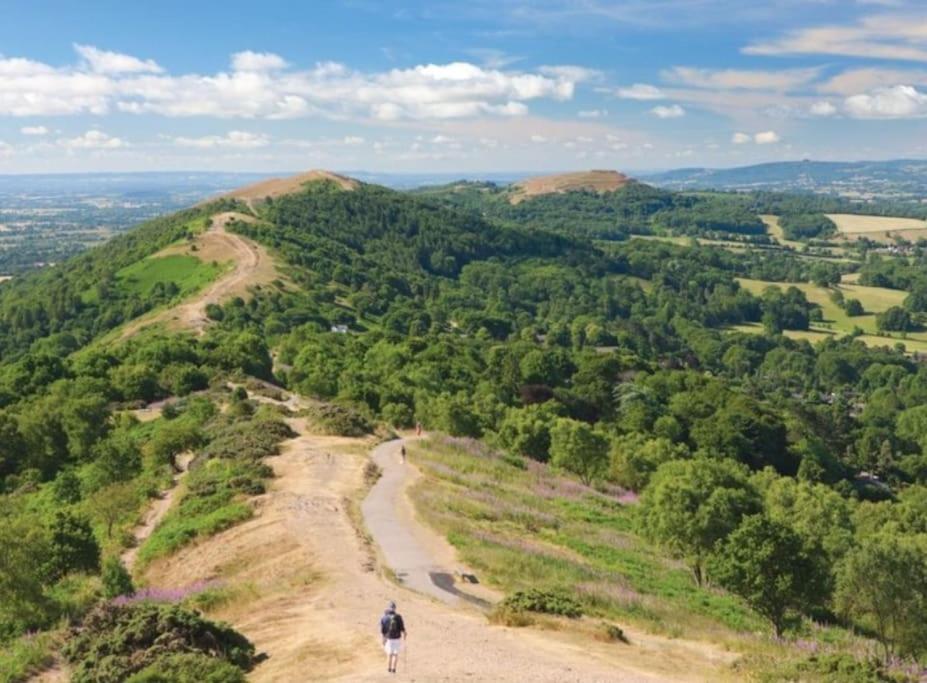 Charming Malvern Cottage With Outstanding Views Malvern Wells Zewnętrze zdjęcie