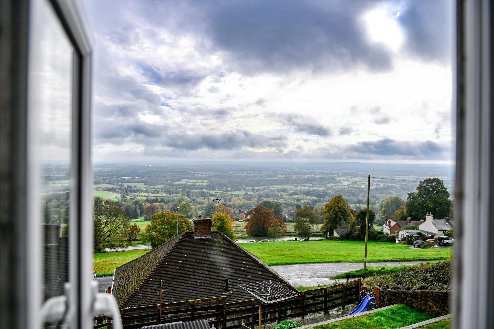 Charming Malvern Cottage With Outstanding Views Malvern Wells Zewnętrze zdjęcie